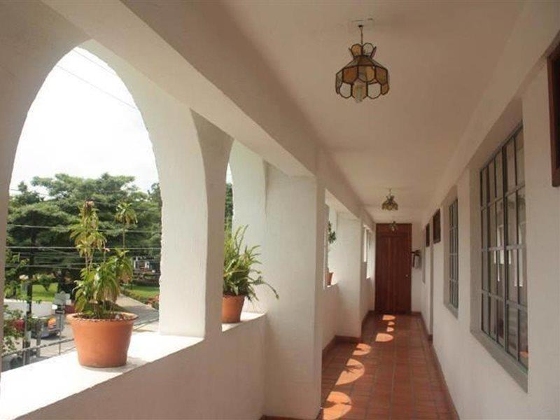 Casa Shaguiba Hotell Crucecita  Exteriör bild